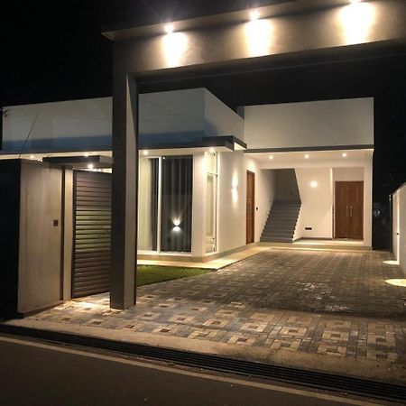 Luvi'S Villa Galle Exterior photo